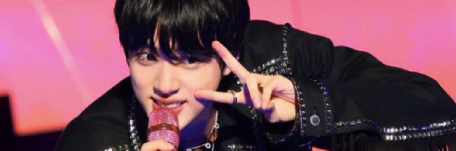 Vie 🍭's banner