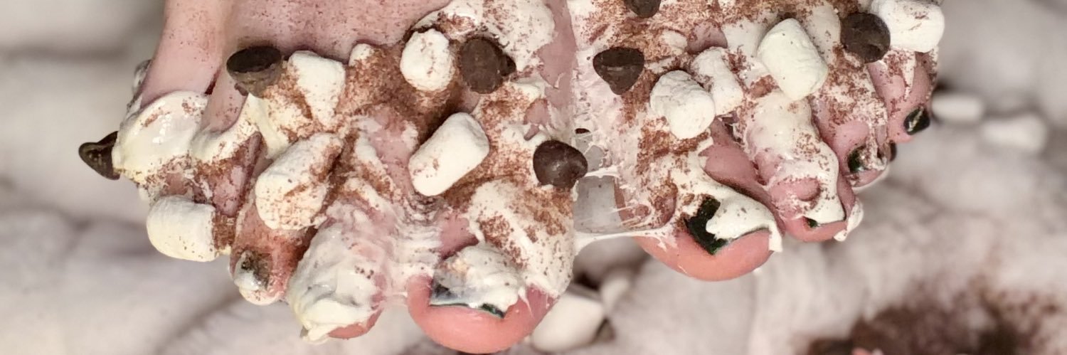 Marshmallow Drip Toes ✧ milky-soft feet ✧'s banner