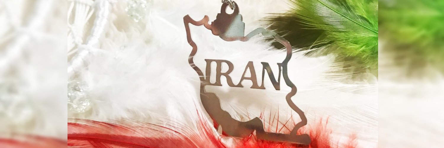 ندا یزدانی's banner