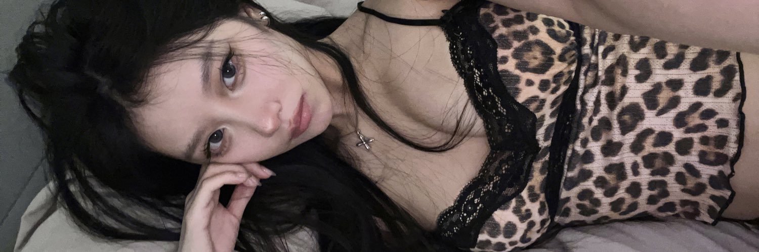 Miemiew's banner
