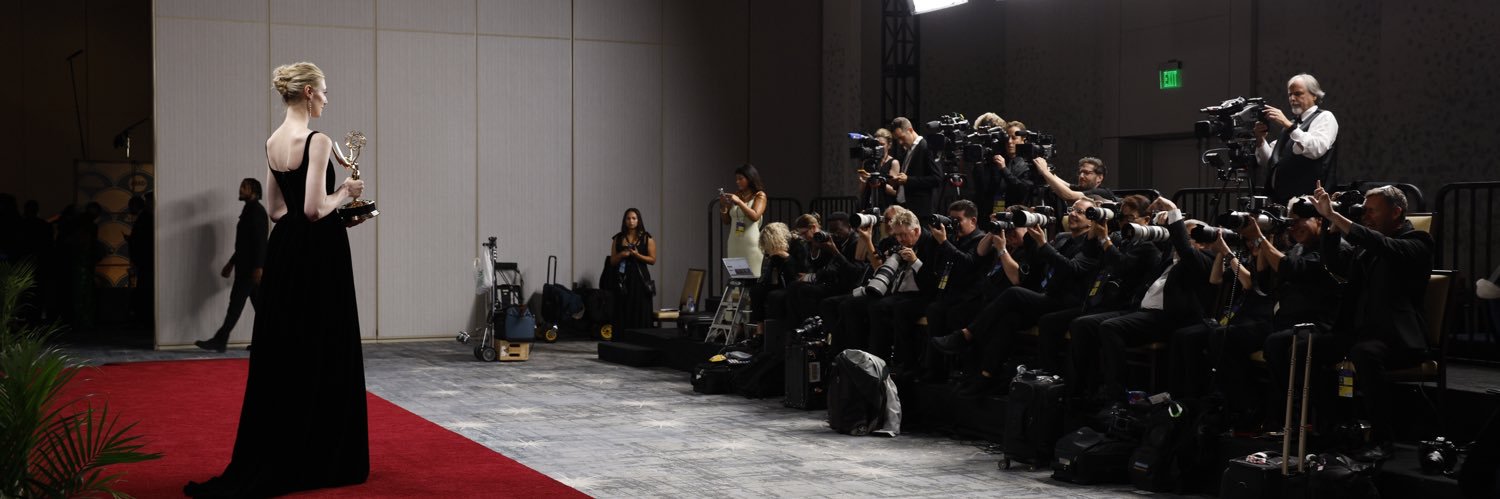 elizabeth debicki gifs's banner