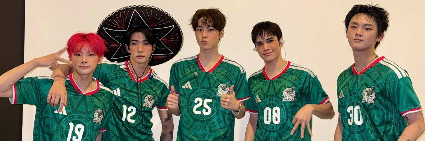 Jaz♡ 🇲🇽's banner