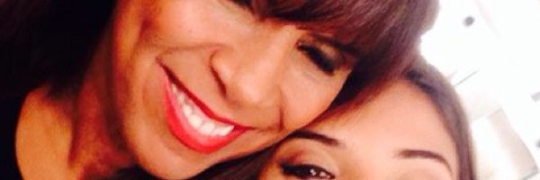 Anamá Ferreira 🍍's banner