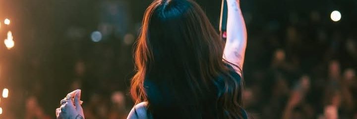 May 🐈‍⬛'s banner