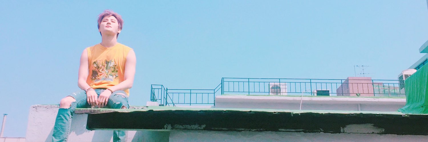 𝘔𝘪𝘯 🥥's banner