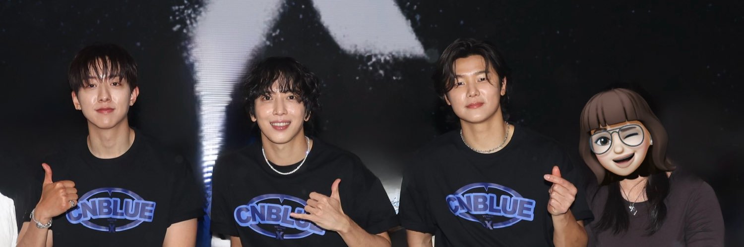 Charm🐻🐾's banner