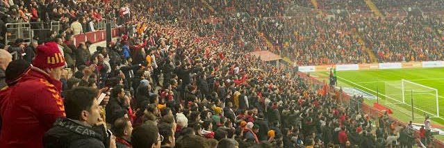𝐃𝐀𝐍𝐘's banner