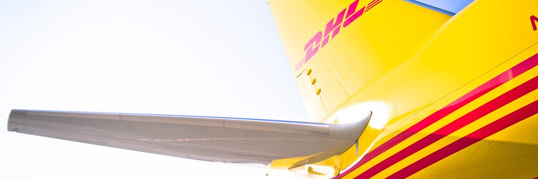 DHL Japan【公式】's banner
