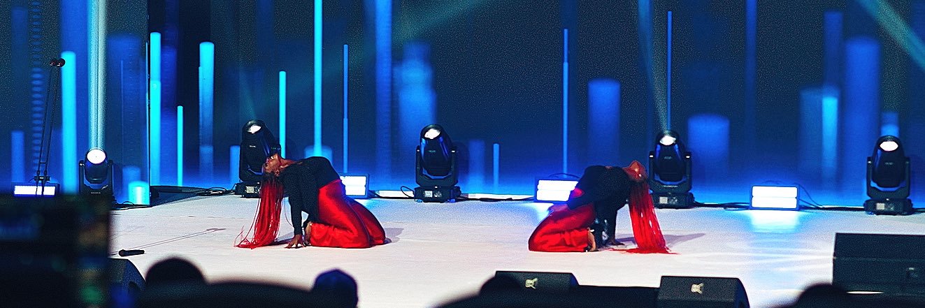 Lali X Lola's banner