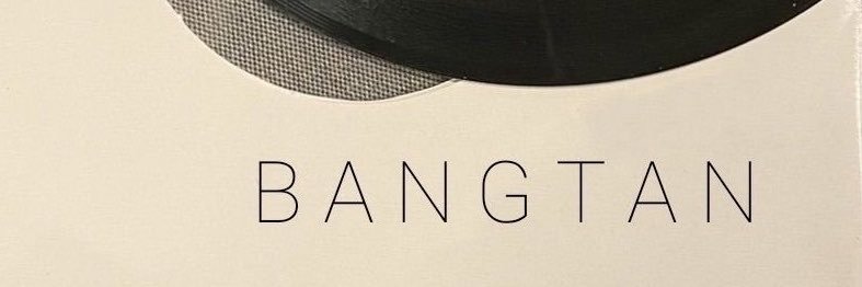 Adriana⁷ saw bts ❤️‍🩹's banner