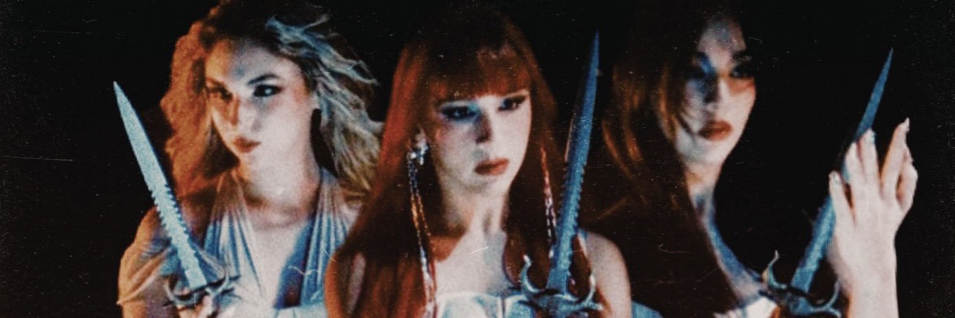 maybelinee⚡️'s banner