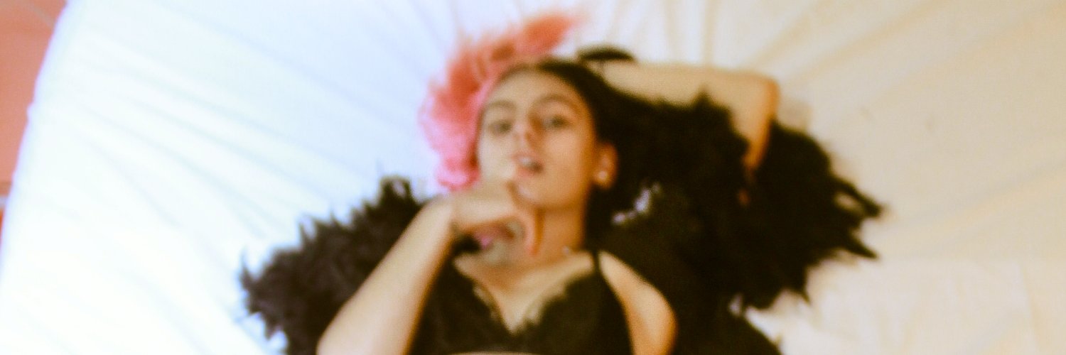 Pipa 💖's banner