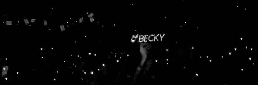 Charlie 🤍's banner