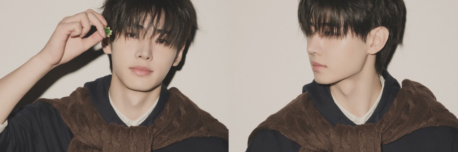 ⋆'s banner