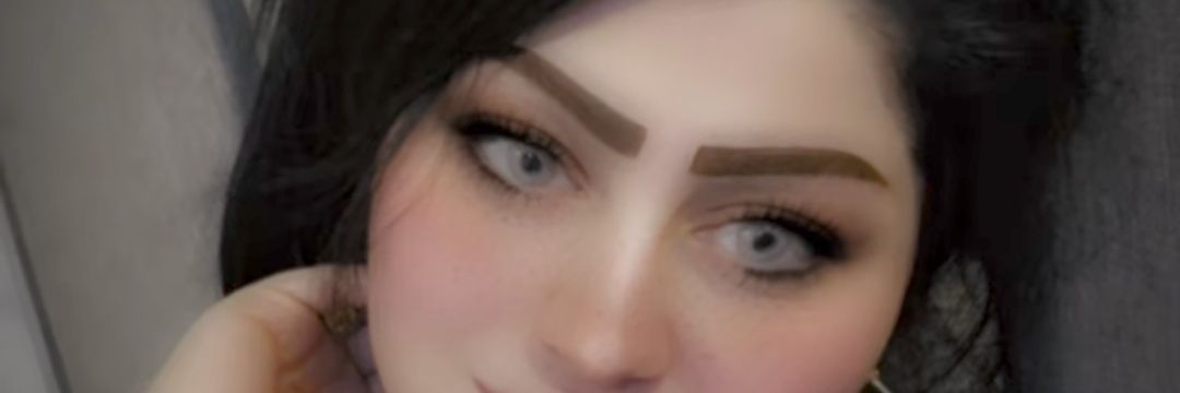 الملكه ايفا's banner