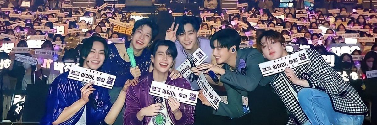 Cat 🦦🌙🍀's banner