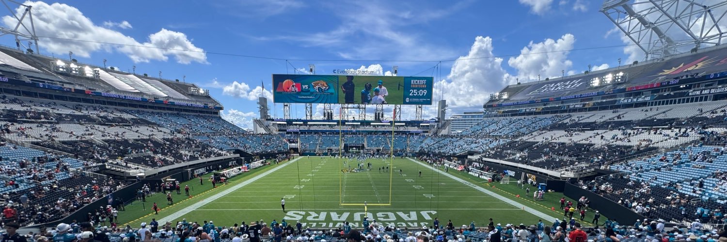 Tae🚶🏽‍♂️'s banner