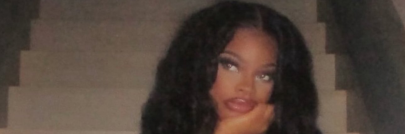 LaToya's banner