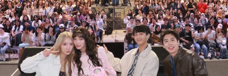เบบี๋ทานตะวัน's banner