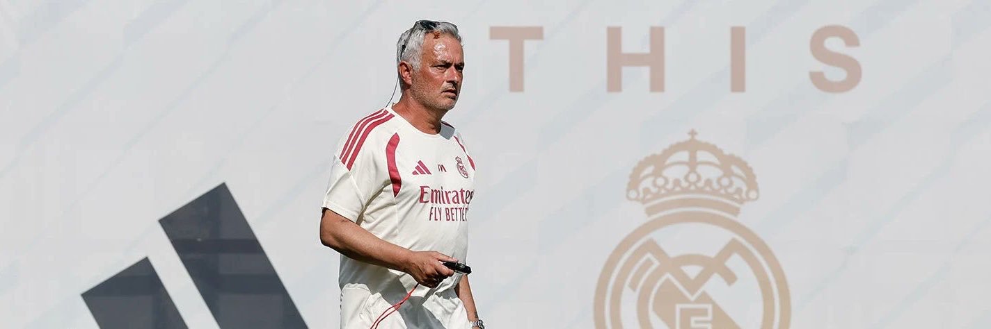 José Mourinho Show's banner
