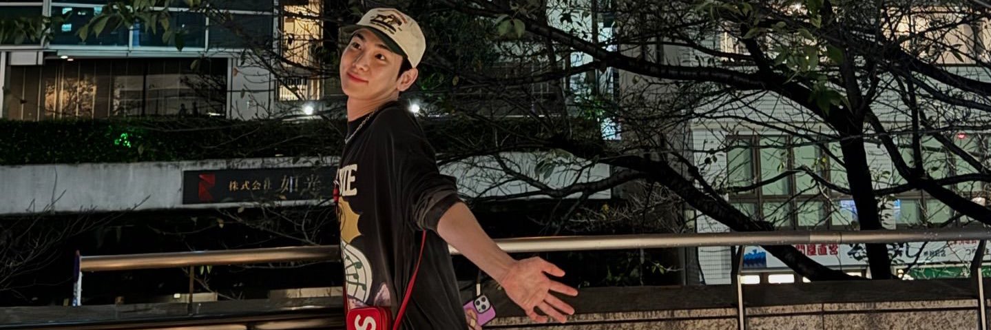 𝑆𝐻𝐼𝑁𝑒𝑒_𝑖𝑡🌸's banner