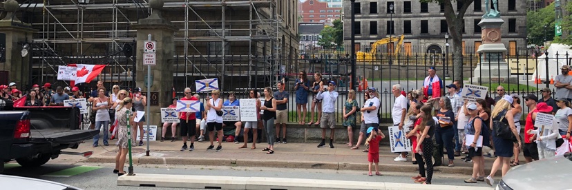 Julie 🇨🇦's banner