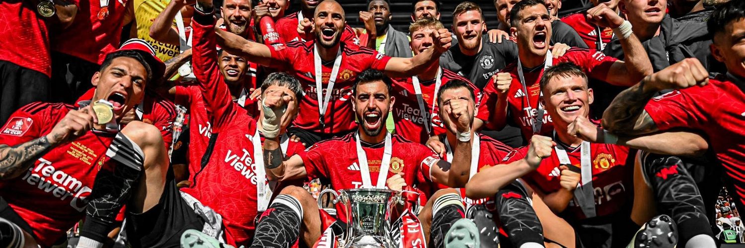 Cynthia Martins 🔴's banner