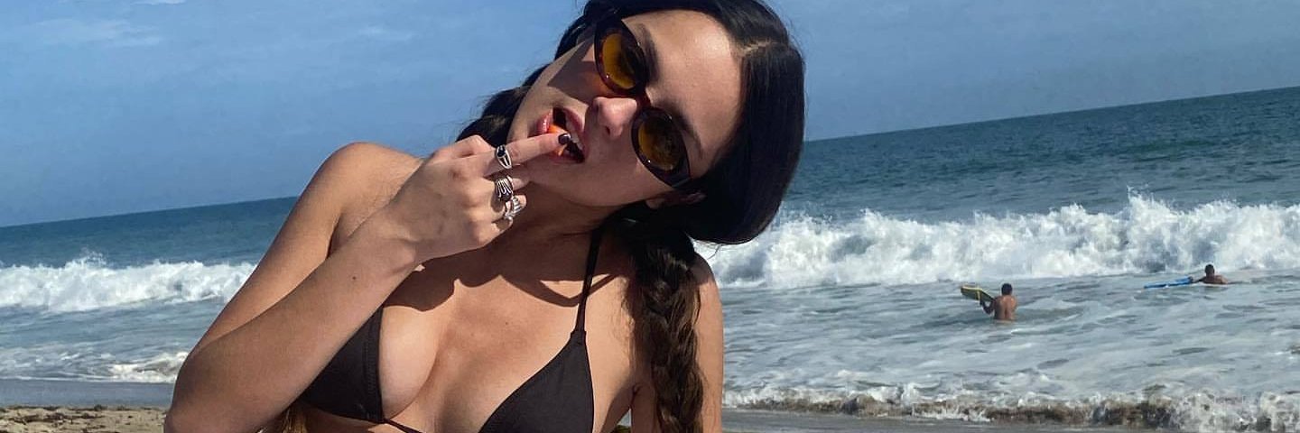 Celeb Bikini beauties's banner