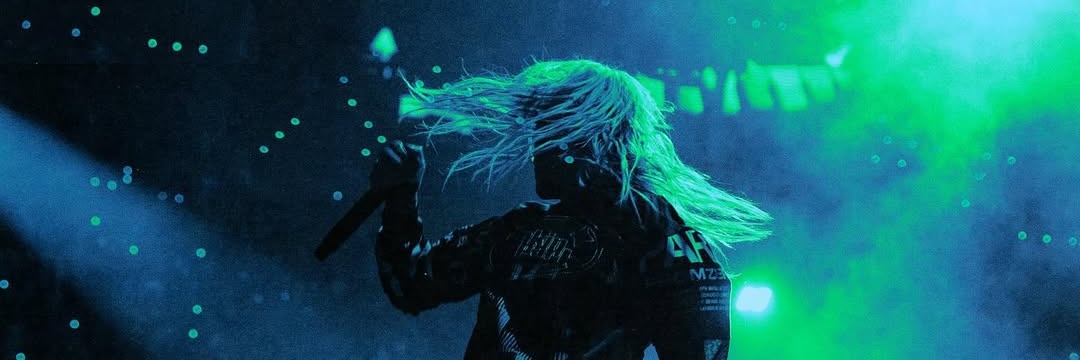 xx's banner