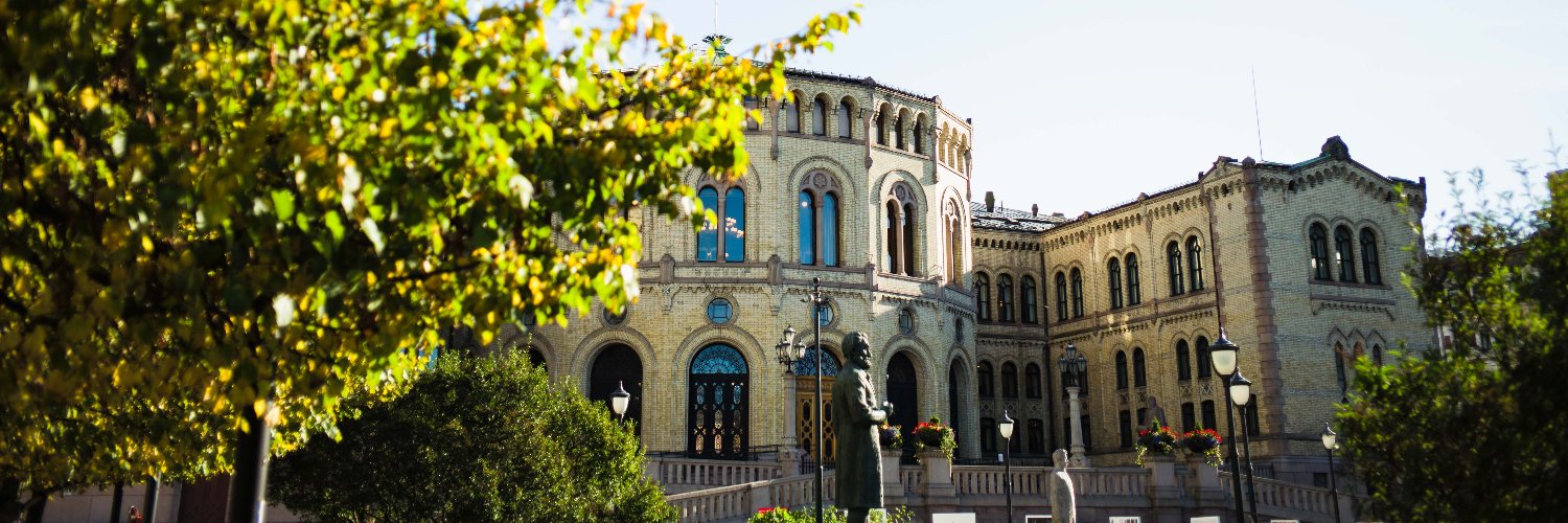 Stortinget's banner