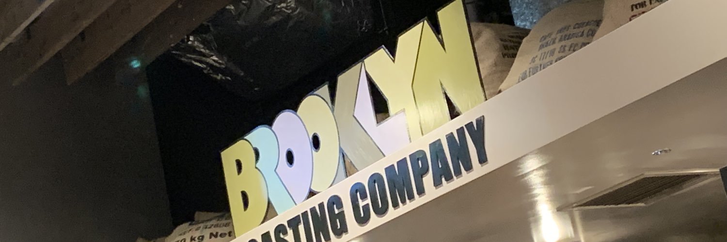 TOM's banner