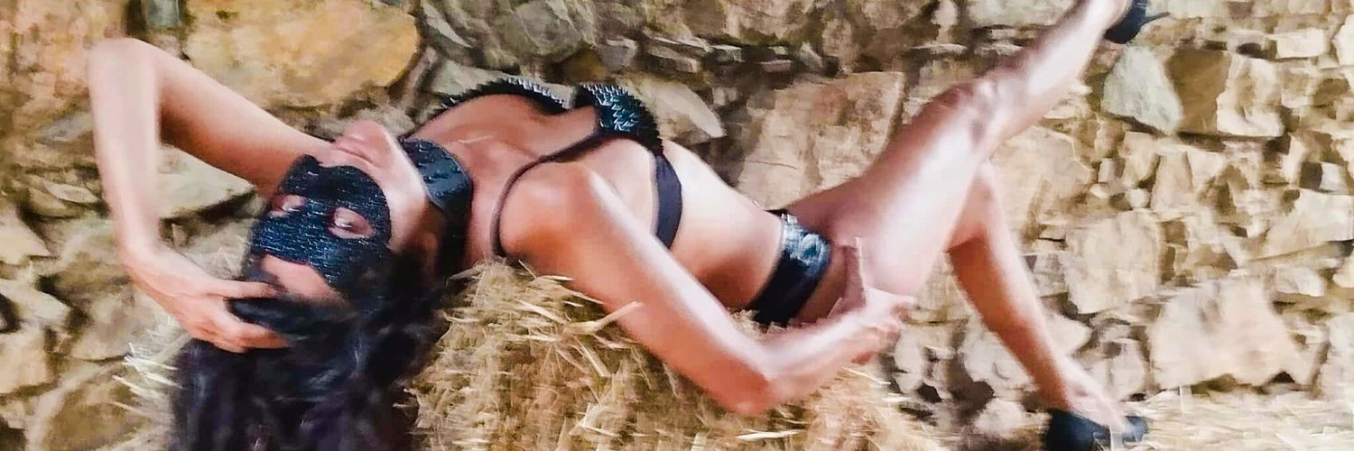 Pitu Puti's banner