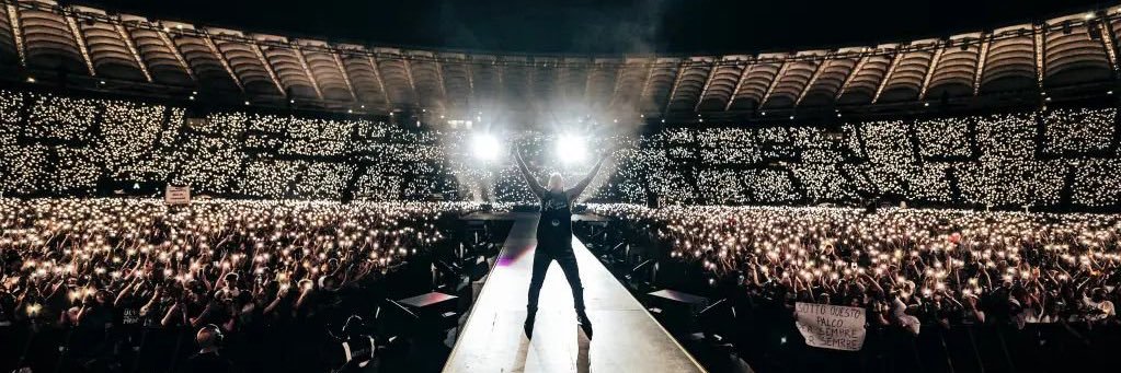 ari ; 𝒄𝒐𝒂𝒕𝒕𝒆𝒓𝒔 ~ 𝒔𝒐𝒍𝒊𝒏𝒂𝒓𝒅𝒊's banner
