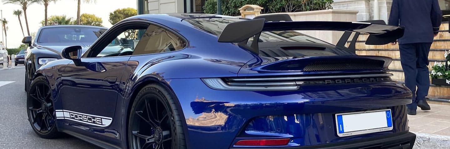 Porsche.light's banner