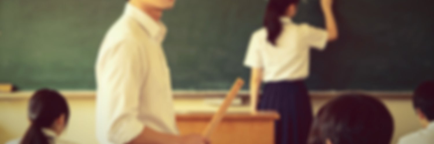 手黑的白老师's banner