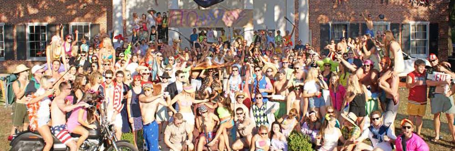 Total Frat Move's banner
