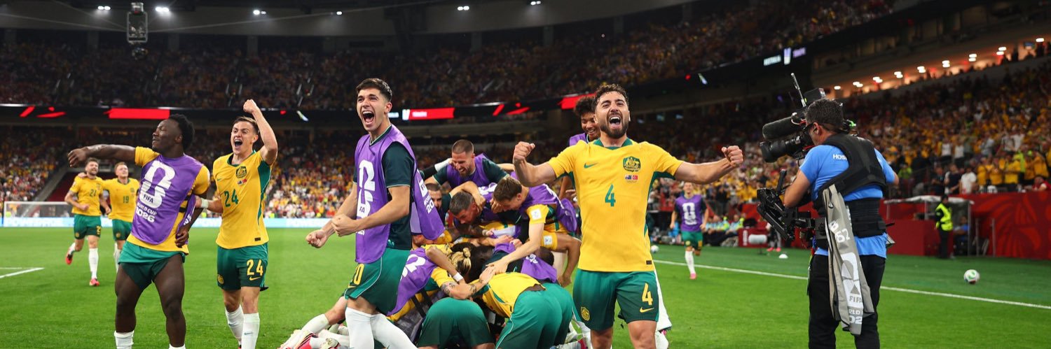 moe 🇦🇺 🕊️'s banner