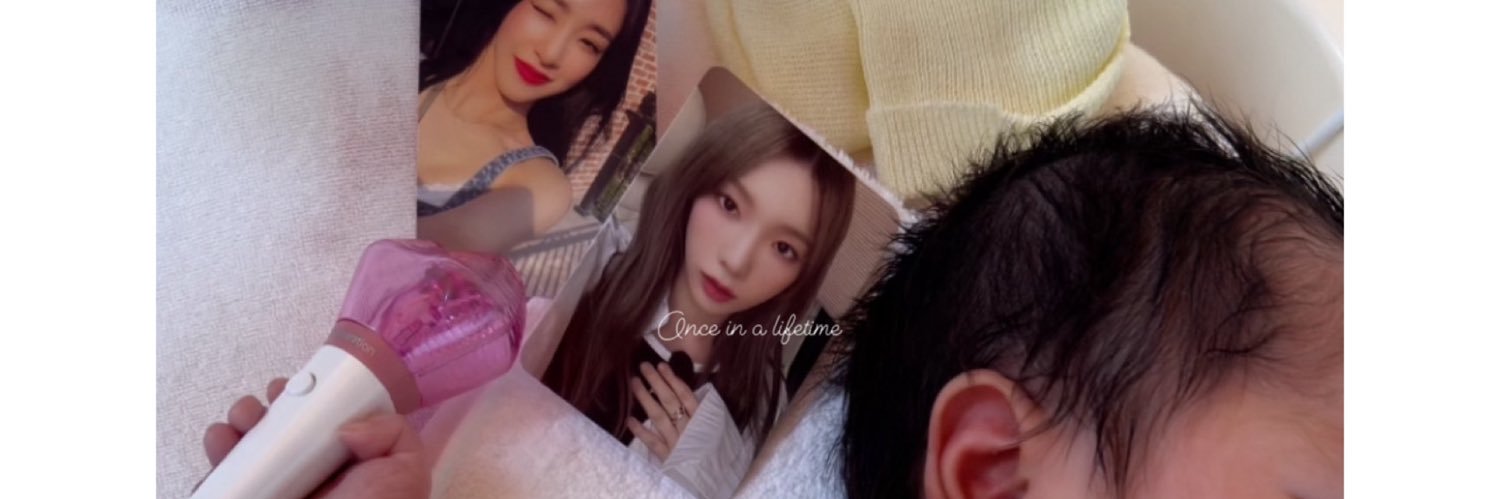 𝔹𝔼𝔼's banner