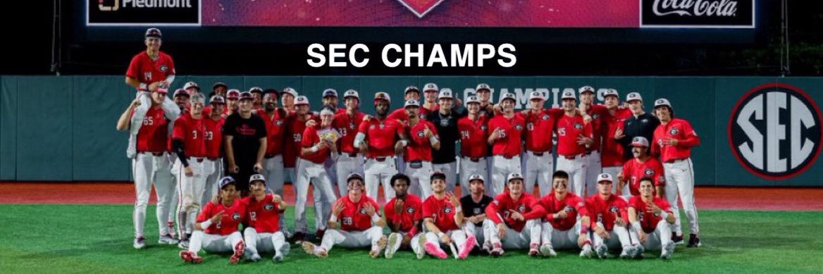 Chanluh 🪐's banner