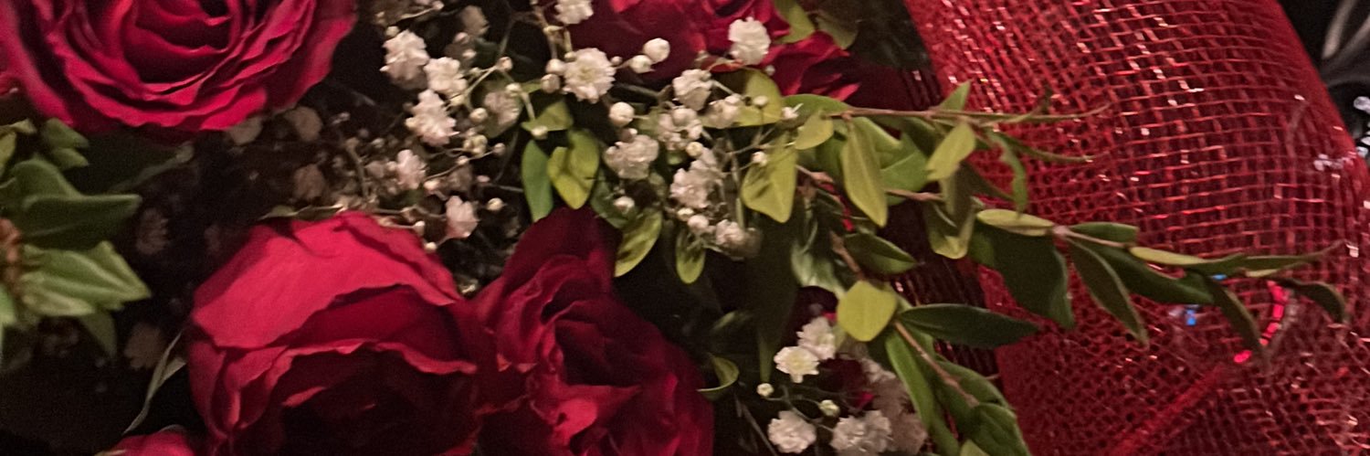 𝑐ℎ𝑖𝑎🧚🏻‍♀️'s banner