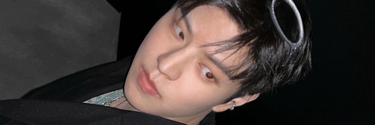 땨 ✩'s banner