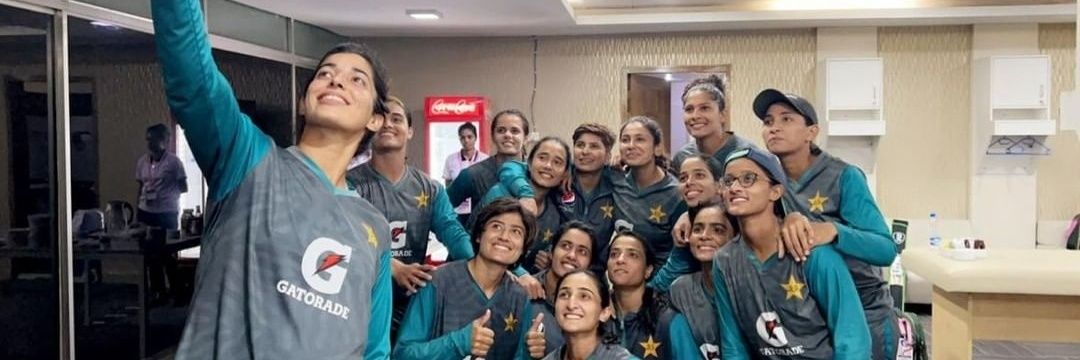 Kisa! 🇵🇰's banner