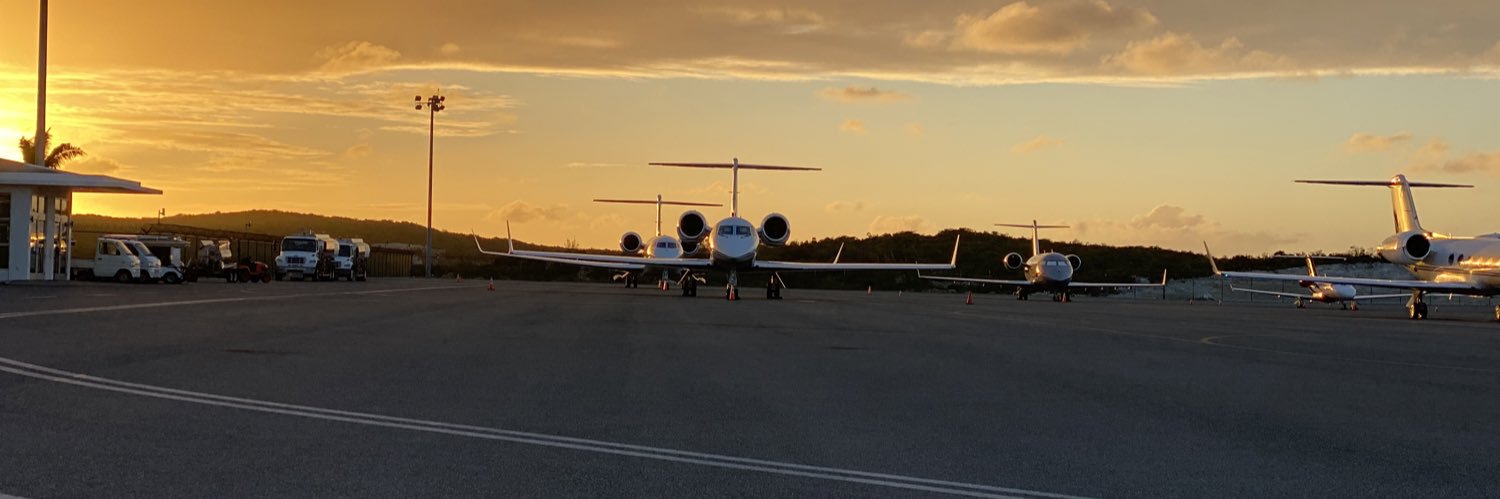 😎✈️PilotBoi✈️ 😎's banner