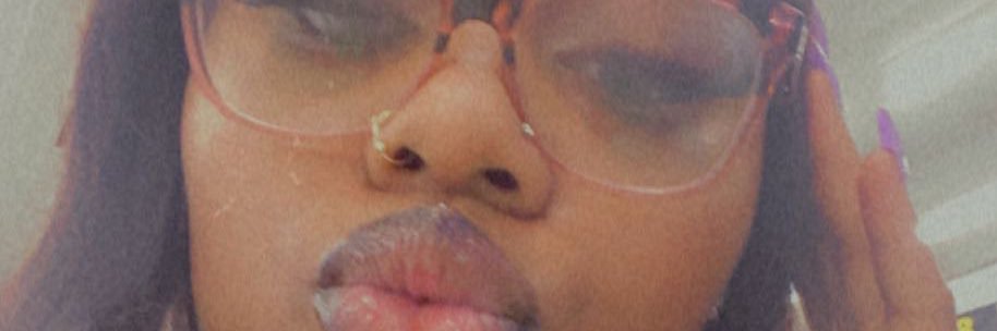 Monae 🥴❣️'s banner