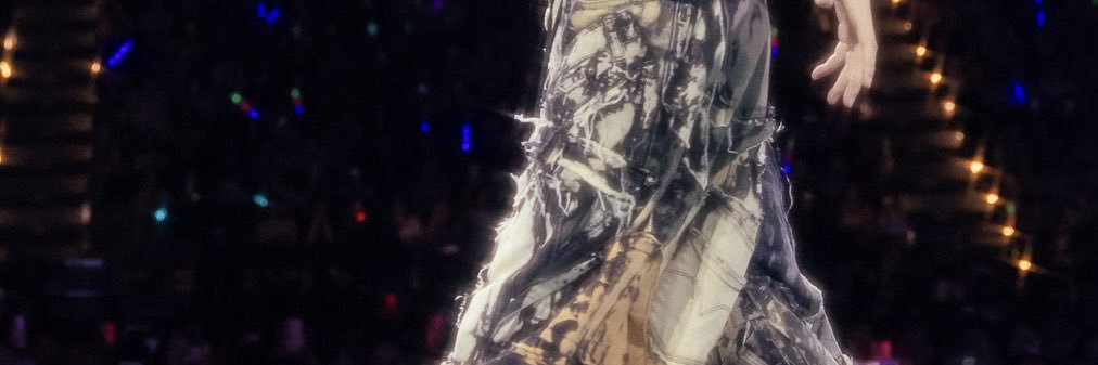 Tinnasit's banner