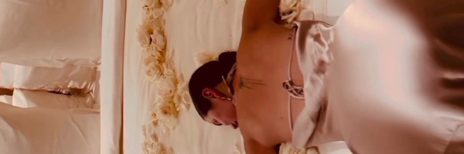 zoe 🎀🛸⏳'s banner