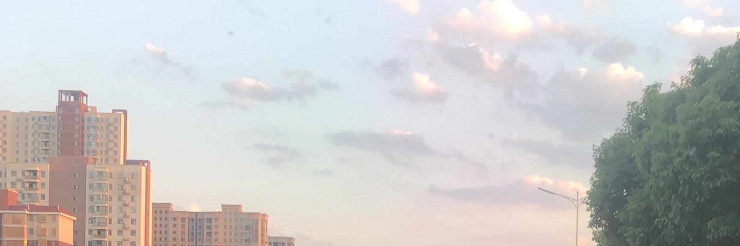 陆离's banner