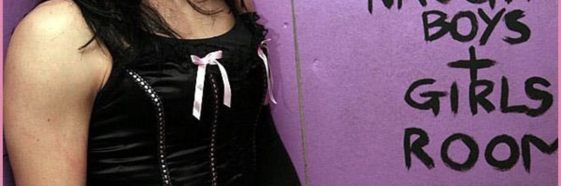 Zoecrossdresser's banner