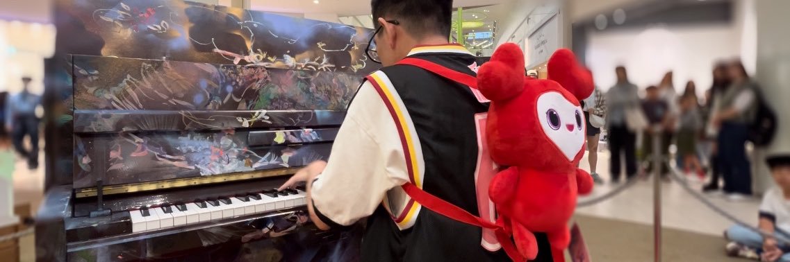 ONCEピアノ弾きのゆーじゆーじ　旧きつねの人's banner