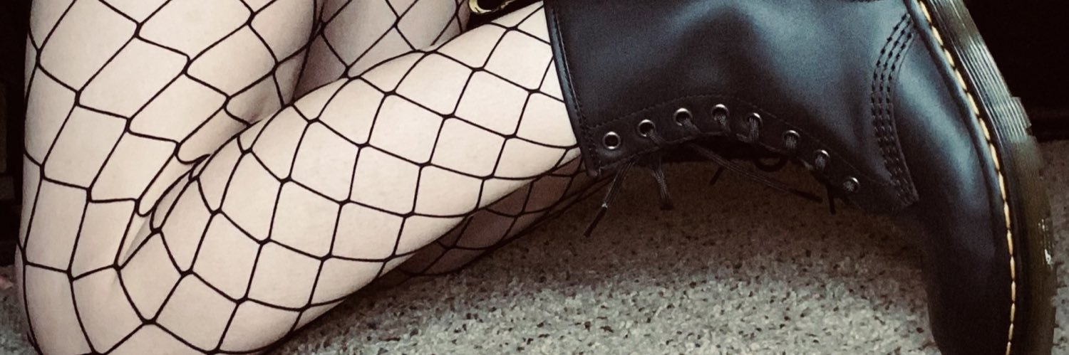 Lenore's banner